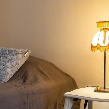 Kulkuri Hostellit Hämeenlinna