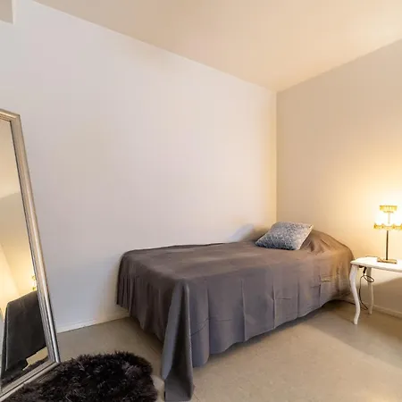 Kulkuri Hostellit بيت شباب *