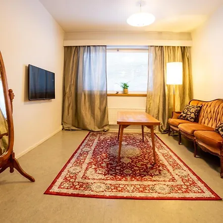 Kulkuri Hostellit Хостел Хямеэнлинна