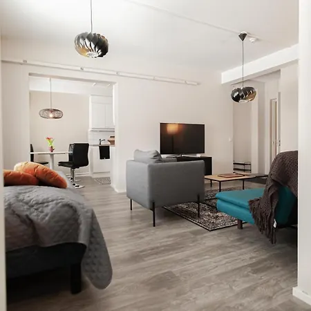 Kulkuri Hostellit Vandrerhjem Hämeenlinna