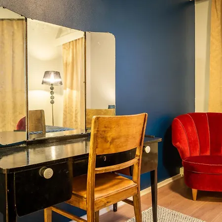 ホステル Kulkuri Hostellit ハメーンリンナ