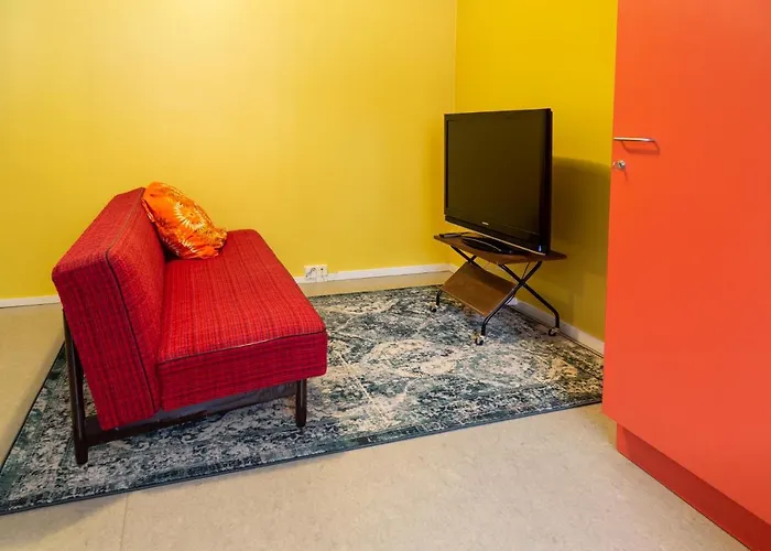 Kulkuri Hostellit Hämeenlinna