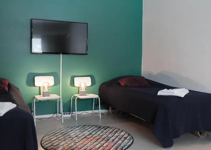 Kulkuri Hostellit Ostello Hämeenlinna